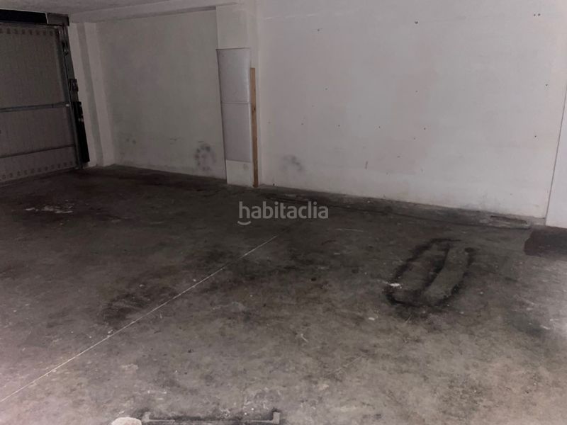 Foto ae1ab10c-7fcb-4934-aa8b-8400fb9a8f9c. Casa adossada amb aparcament piscina a Bellreguard