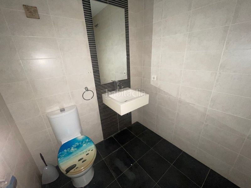 Foto c70343b0-ea9f-4948-bb0b-001e4dd60c96. Casa adossada amb aparcament piscina a Bellreguard