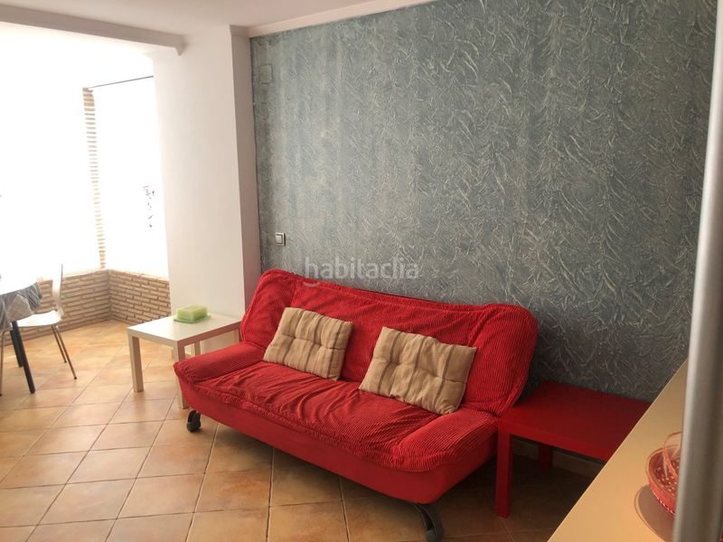 Foto 8cf5f5e9-9e36-40df-b81f-f5187bd4ccc0. Apartament amb piscina a Bellreguard