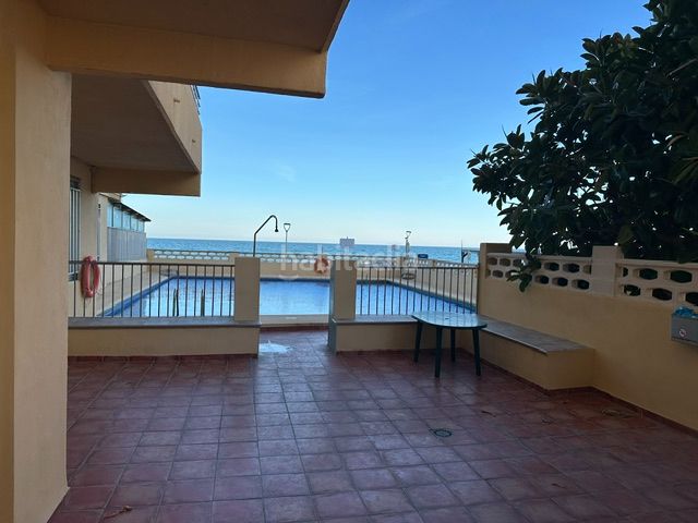 Foto c19e960a-c826-4d9b-9c23-b984be45bd7b. Apartament amb piscina a Bellreguard