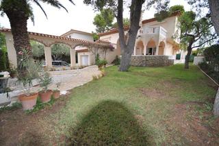House in Pino Alto. Bonita casa individual bien situada en pino alto