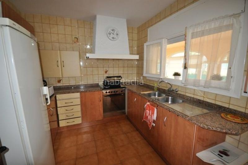 Foto 4d616609-99d4-4a66-922f-456428bb84ec. Casa bonita casa individual bien situada en Pino Alto en Miami Platja