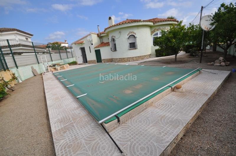 Foto 7998ec8c-f69b-4dd0-8c31-a3bfeaf82ea8. Chalet avec cheminée parking piscine dans Platja de Mont-roig Mont-roig del Camp