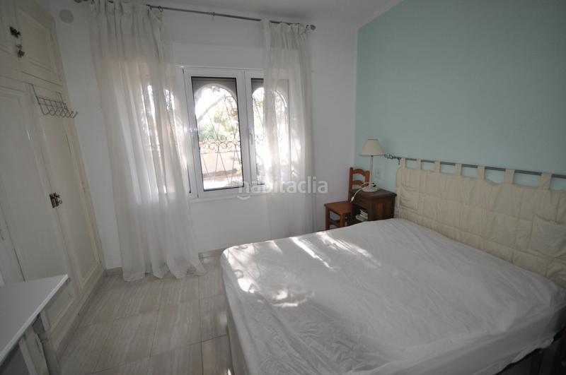 Foto c8d74923-ccfb-4574-b9b3-28a57338f93a. Chalet with fireplace parking in Passeig Marítim Miami Platja