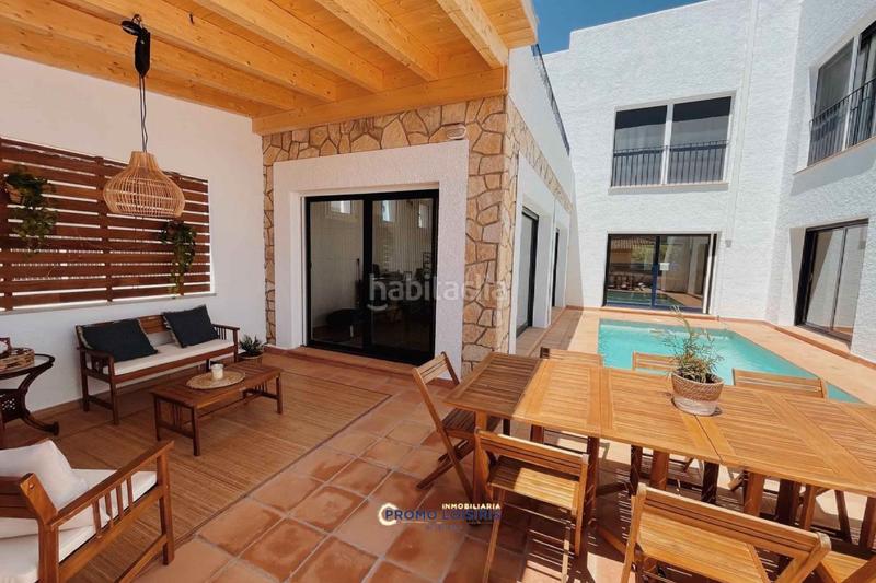 Foto 1709755f-a4a4-4966-8a29-ce215edc7737. Chalet with parking pool in Costa del Zèfir Miami Platja