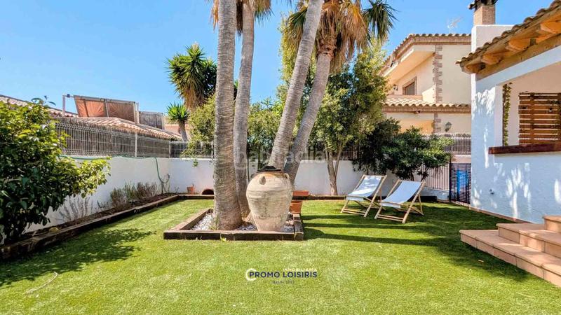 Foto 26f487f6-392c-4160-9fed-cf11790dd846. Chalet with parking pool in Costa del Zèfir Miami Platja