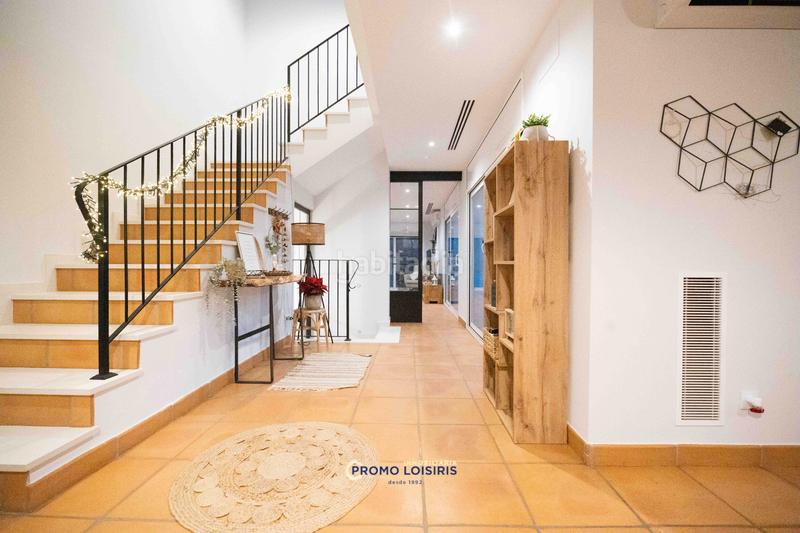 Foto 8fdfdde7-25ac-4e1c-a17c-59e3ee3c11cc. Chalet with parking pool in Costa del Zèfir Miami Platja