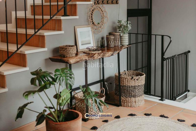 Foto 93b78a89-de35-4de2-abac-44cb32725194. Chalet with parking pool in Costa del Zèfir Miami Platja