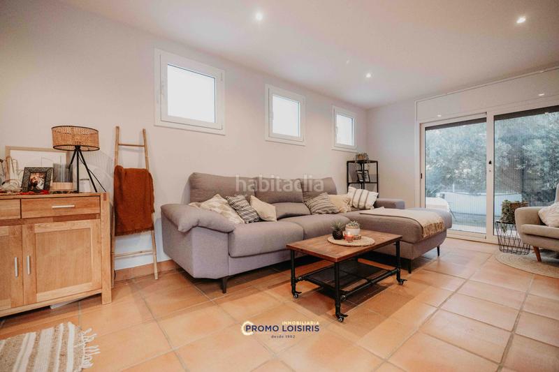 Foto bb2d0ae8-5f63-46f7-8a05-36a18950c880. Chalet with parking pool in Costa del Zèfir Miami Platja