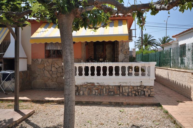 Foto 1a047c5c-2e2d-4728-9ea5-e2b5dbe81df4. Casa a schiera in avinguda de la diversitat 49 in Miami Platja