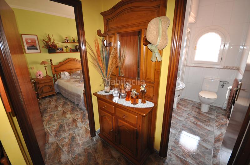 Foto b6165104-a404-4bea-8e70-0b84ddce85c0. Casa a schiera in avinguda de la diversitat 49 in Miami Platja