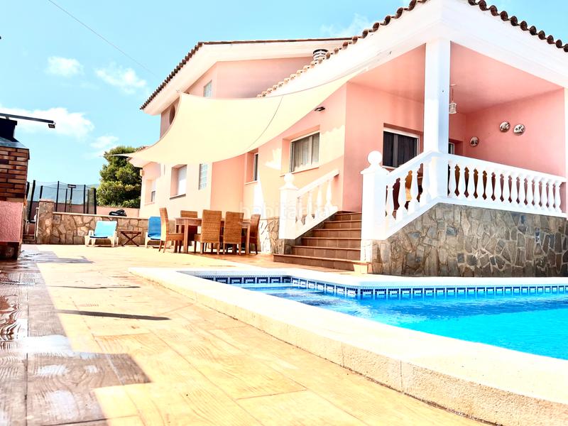 Foto ee2a7be1-7ab7-4f65-8456-a5ccc0f69de9. Chalet mit parking pool in Costa del Zèfir Miami Platja