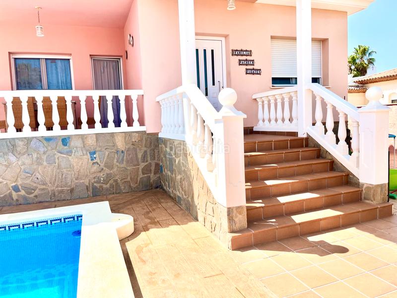 Foto 7b7549e5-b208-4783-8e77-a2d4889e3278. Chalet with parking pool in Costa del Zèfir Miami Platja