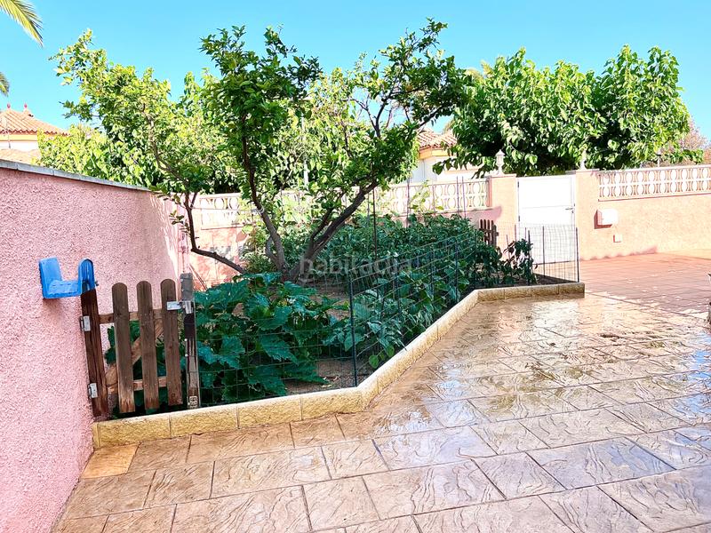 Foto 441dd1bf-63ba-445c-bcfa-708960620435. Chalet avec parking piscine dans Costa del Zèfir Miami Platja