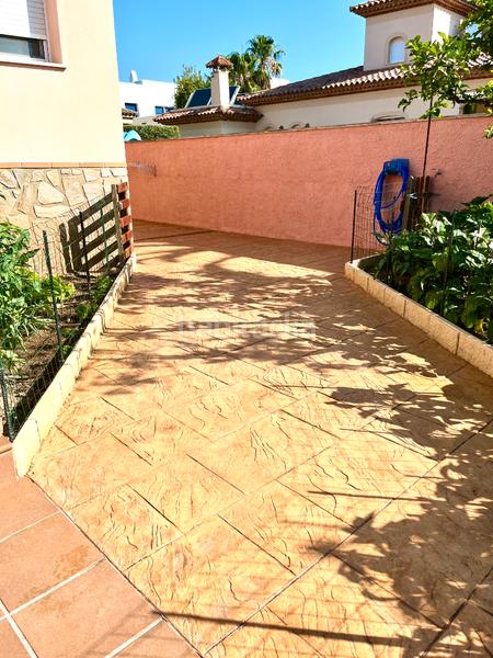 Foto ad8ecf36-1680-4293-9e8b-f35461834677. Chalet en Costa del Zèfir Miami Platja