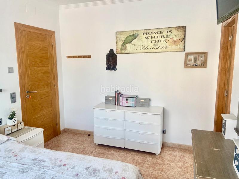 Foto f1fe2319-78c5-41b3-9c0e-71a23ad9b972. Chalet con parcheggio piscina in Costa del Zèfir Miami Platja