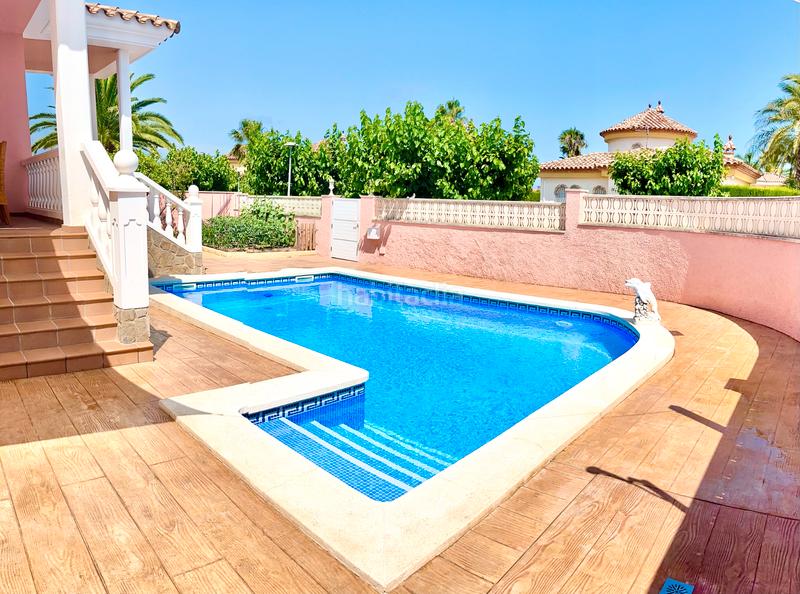 Foto e5a23105-e5f9-434a-9694-d2dc66ce8b3e. Xalet amb aparcament piscina a Costa del Zèfir Miami Platja