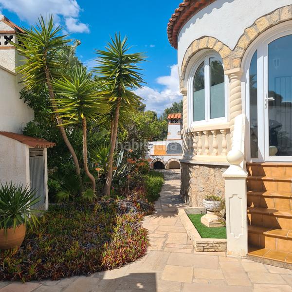 Foto 3e7dffae-1f86-4434-8481-775d40dddf6f. Chalet mit kamin heizung in Centre Miami Platja