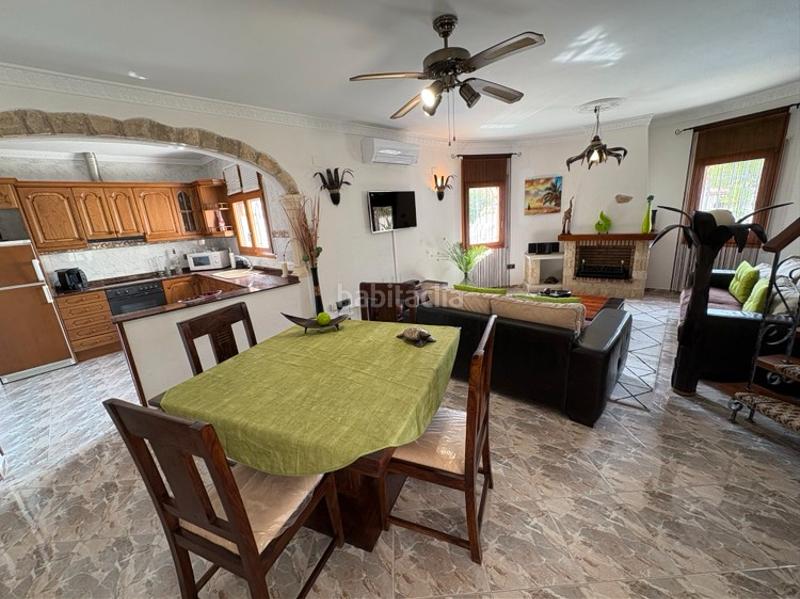 Foto 3f637612-3975-46cd-ac27-27426da67f97. Chalet mit kamin heizung in Centre Miami Platja