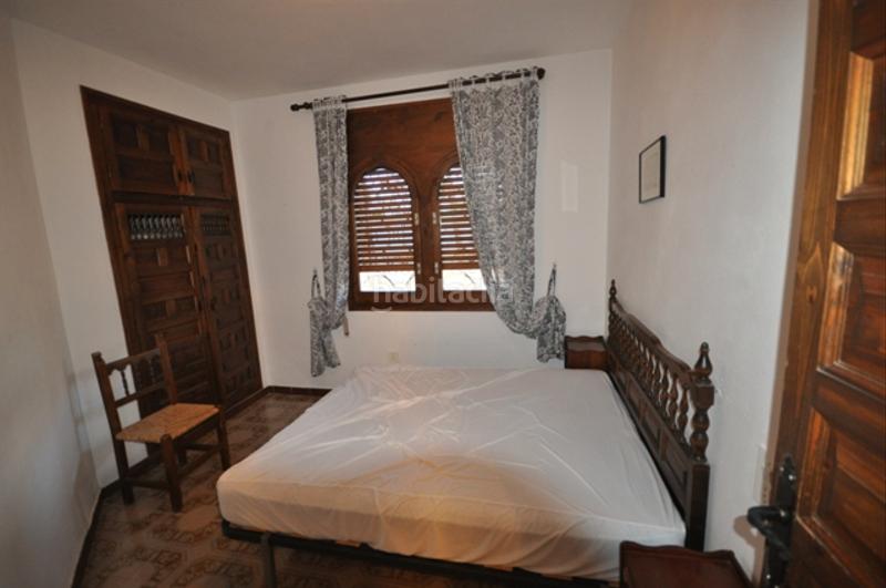 Foto 11135ee7-a978-4cde-ba9a-68817e1f3007. Xalet amb xemeneia aparcament piscina a Centre Miami Platja