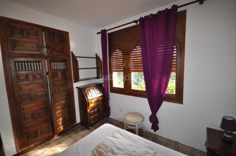 Foto 8e971d78-e1d5-4419-bd25-0a2bb37c192c. Xalet amb xemeneia aparcament piscina a Centre Miami Platja