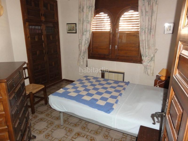 Foto d134e383-aeb9-4e7e-bc82-6c592367c28b. Xalet amb xemeneia aparcament piscina a Centre Miami Platja