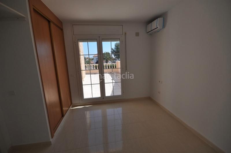 Foto b6af54e8-1335-4a2f-8b46-65926969c829. Chalet avec cheminée chauffage dans Centre Miami Platja