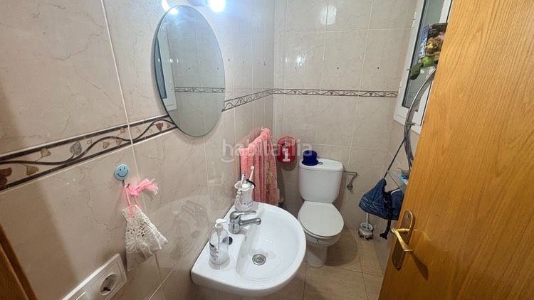 Foto 2196b0d0-c351-4392-8287-8db3b316284e. Casa pareada en avinguda de castelló 50 casa pareada en el centro de miami playa en Miami Platja