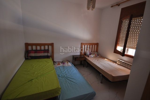 Foto ce82f4b5-6020-45e2-8745-cfdb2cedc018. Xalet amb xemeneia calefacció aparcament piscina a Miami Platja