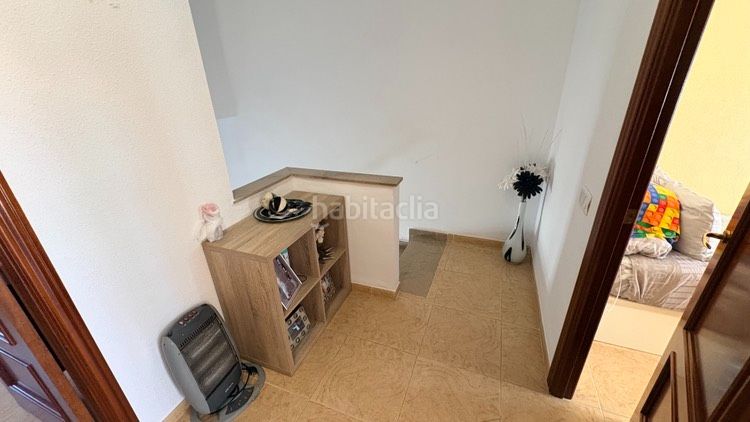 Foto 0a72f8c8-e516-48d7-ae2e-1281653ba841. Casa adossada amb aparcament piscina a Centre Miami Platja