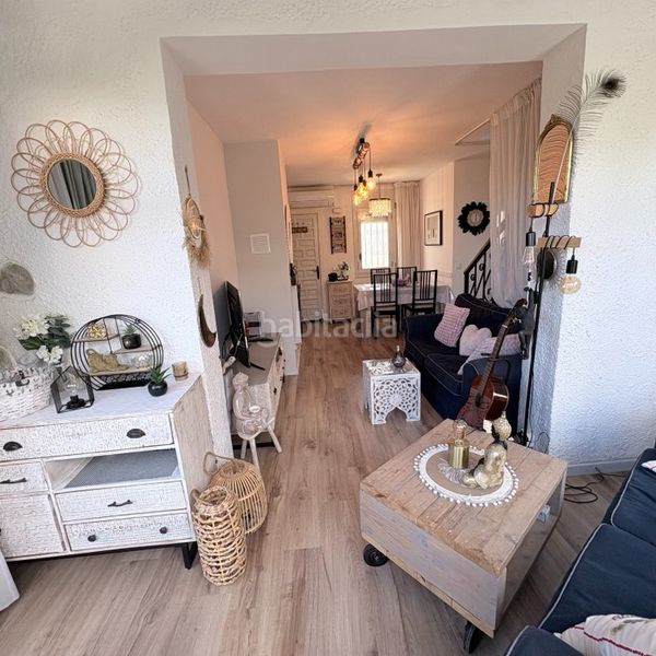 Foto 3f9a0dc3-3115-4ecf-95bc-67a1d5064a9d. Chalet en Centre Miami Platja