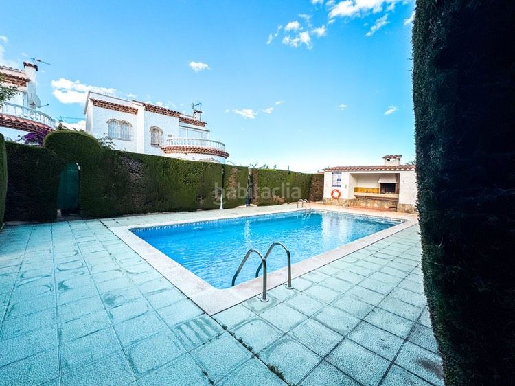 Foto caf3a710-d59e-4ad7-990b-962dc0df01f9. Chalet en Centre Miami Platja
