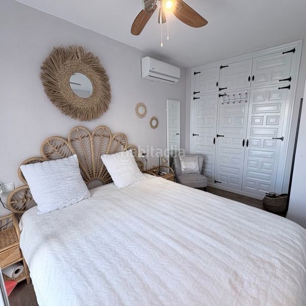 Foto dff92aa3-efa6-43b5-8b57-8cc14354d409. Chalet en Centre Miami Platja