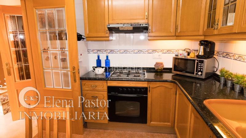 Foto 1a51f526-44d3-4562-aa6c-85eb8e279c62. A tre livelli con piscina in Centro Bétera