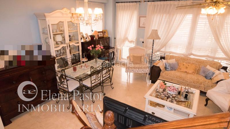 Foto 550abc3e-efb5-41c8-9904-f049a9168a23. Dreistöckige wohnung mit pool in Centro Bétera