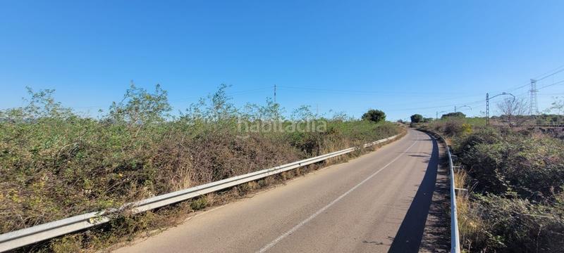 Foto d4bd469b-1e4f-42d4-bb2c-40bb8abfebfd. Terreno residencial en Camí de Paterna-Lloma del Calderer Bétera