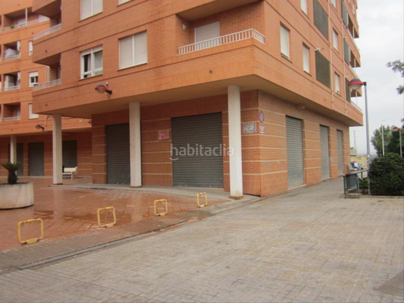 Foto ff35c256-f5dd-4743-9570-5bf1f8396b9e. Lloguer local comercial a El Castell Burjassot