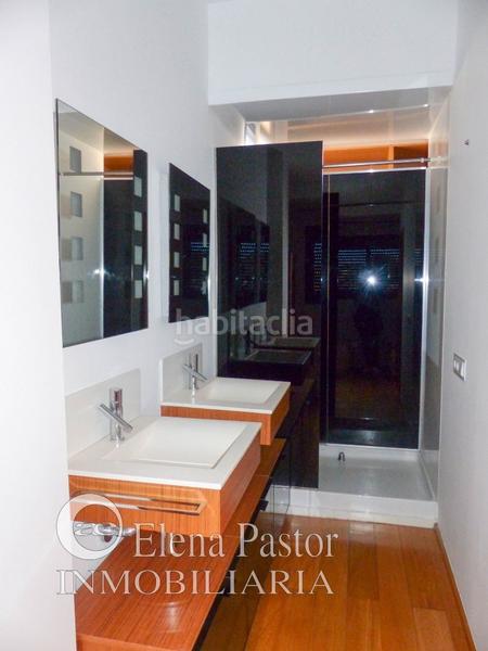 Foto 08474305-872b-4ab8-9a65-6dcee5669b5d. Casa adosada adosado en Centro Bétera