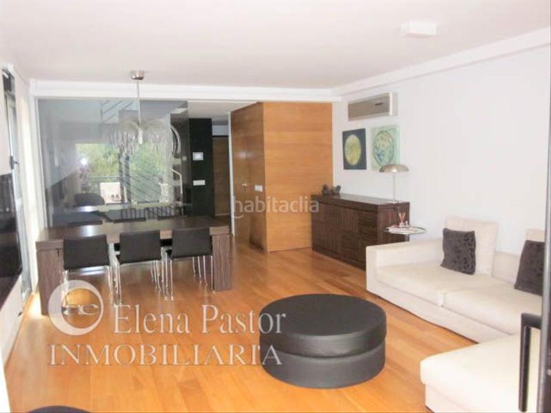 Foto 53a97bb2-6160-48f6-91cc-f0480a86417d. Casa adosada adosado en Centro Bétera