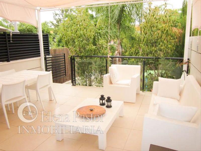 Foto 580c4486-f5dd-44ff-850d-350f350bd147. Casa adosada adosado en Centro Bétera