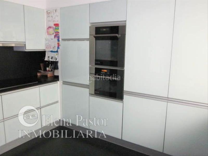 Foto c142ee9a-a8da-4101-9374-a164910f9b1a. Casa adosada adosado en Centro Bétera