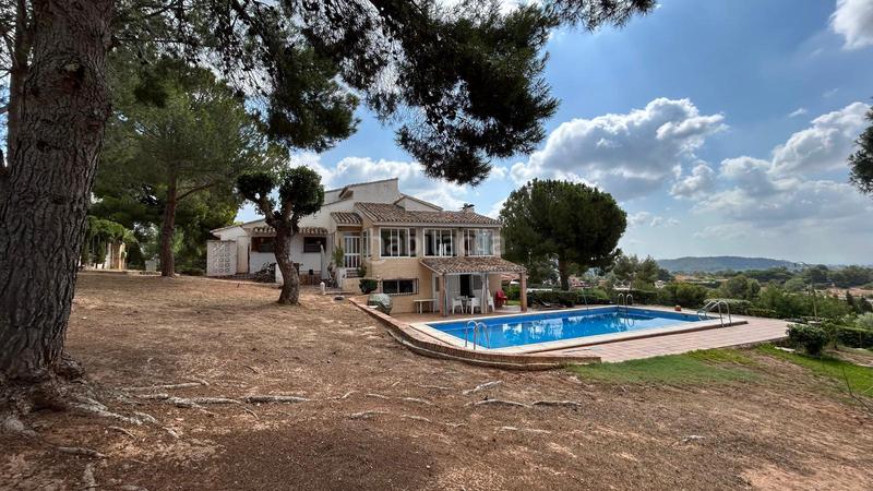 Foto 05018e82-afe1-4128-93f2-e28c97da82ae. Xalet amb calefacció piscina a Casco Urbano Náquera