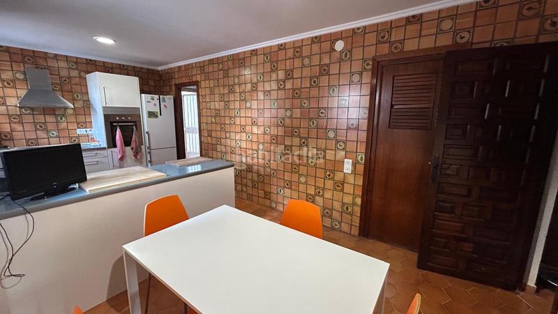 Foto 0ad65a92-8237-4596-b388-b3d61cb43539. Xalet amb calefacció piscina a Casco Urbano Náquera