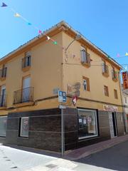 Maison  Calle juan carlos i 4. Edificio en camporrobles