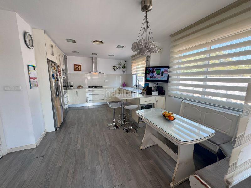 Foto 044c55fd-127a-4996-aa35-0931ede561be. Chalet mit pool in Los Pinares-La Masia Bétera