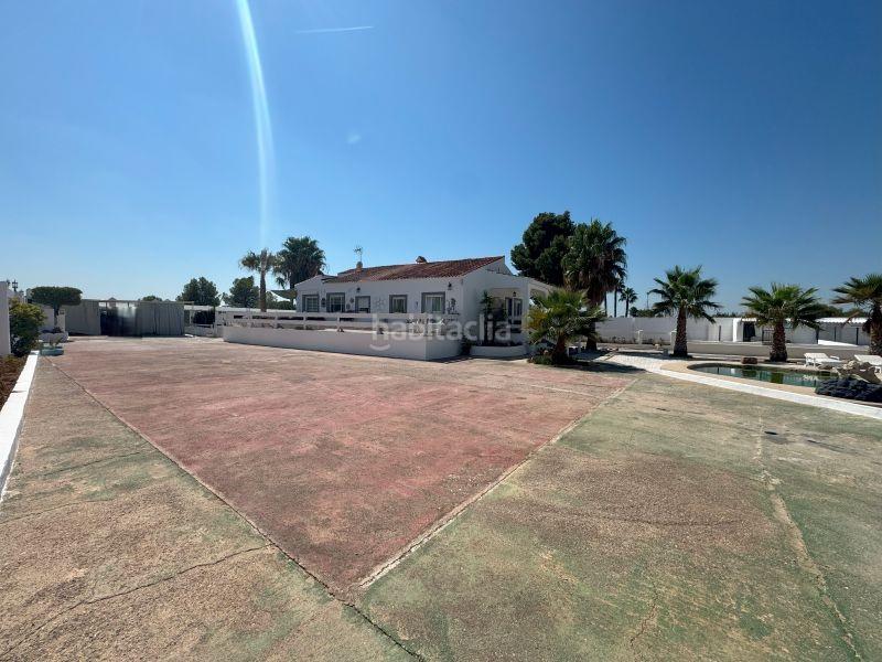 Foto 56782136-2efd-4cc9-af44-47377368d2e1. Chalet mit pool in Los Pinares-La Masia Bétera