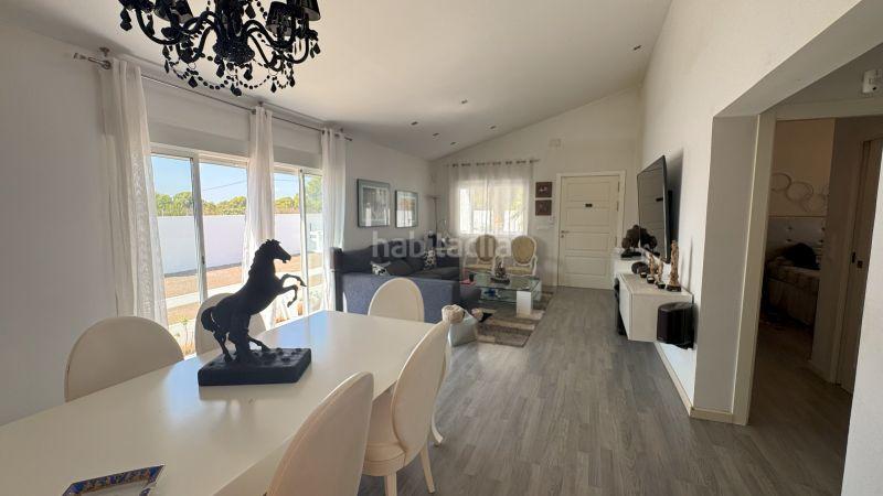 Foto 78a2beb8-237d-40ab-8654-076e31825bdb. Chalet mit pool in Los Pinares-La Masia Bétera