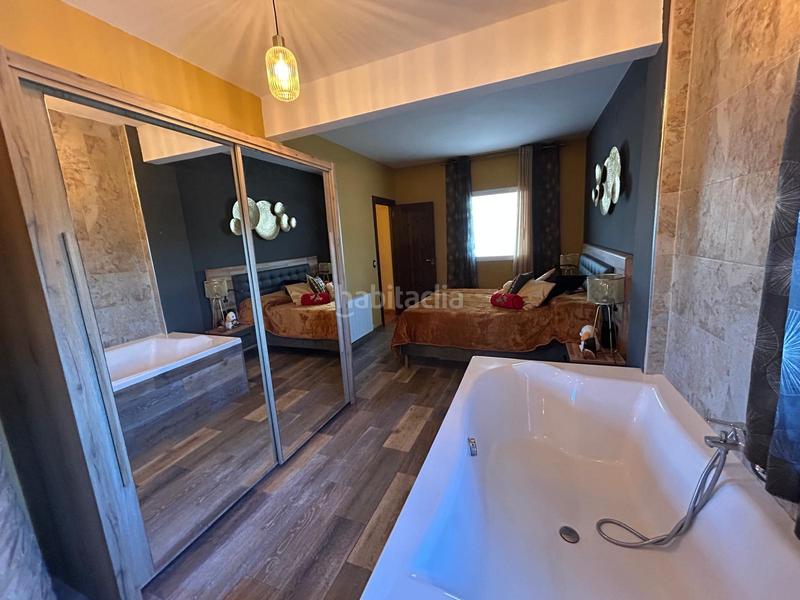 Foto 4206260b-1326-413b-aec7-3aeb44c56028. Xalet amb piscina a Olocau