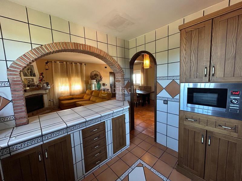 Foto 9fda1dda-299b-4d36-8f0a-86f47926b536. Xalet amb piscina a Olocau