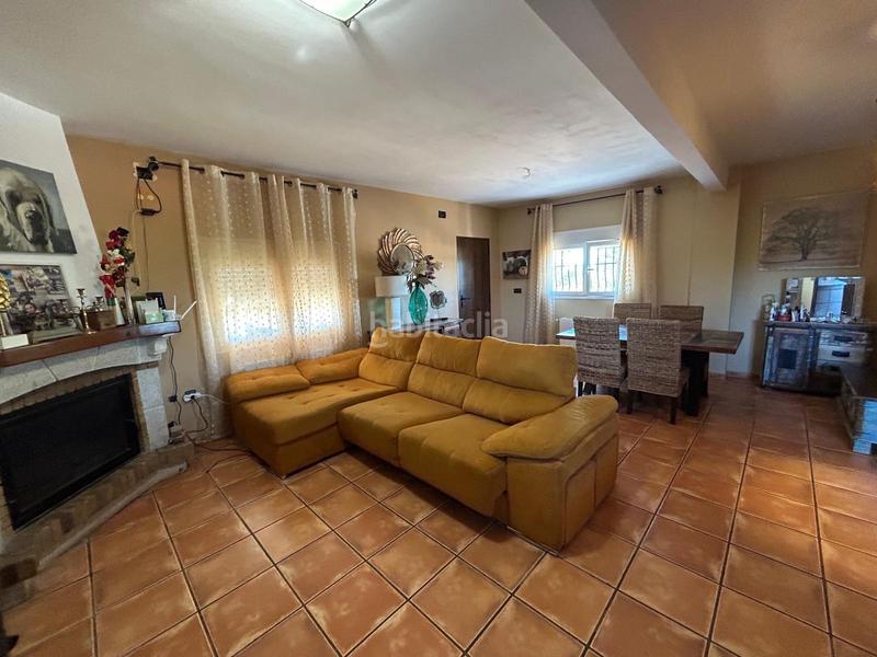 Foto a2265265-db94-4add-9f05-9eb8dadeb096. Xalet amb piscina a Olocau